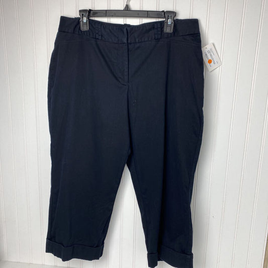 BLACK CAPRIS