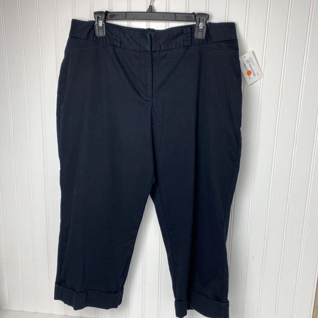 BLACK CAPRIS