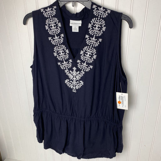 EMBROIDERED V NECK SLEEVELESS TOP