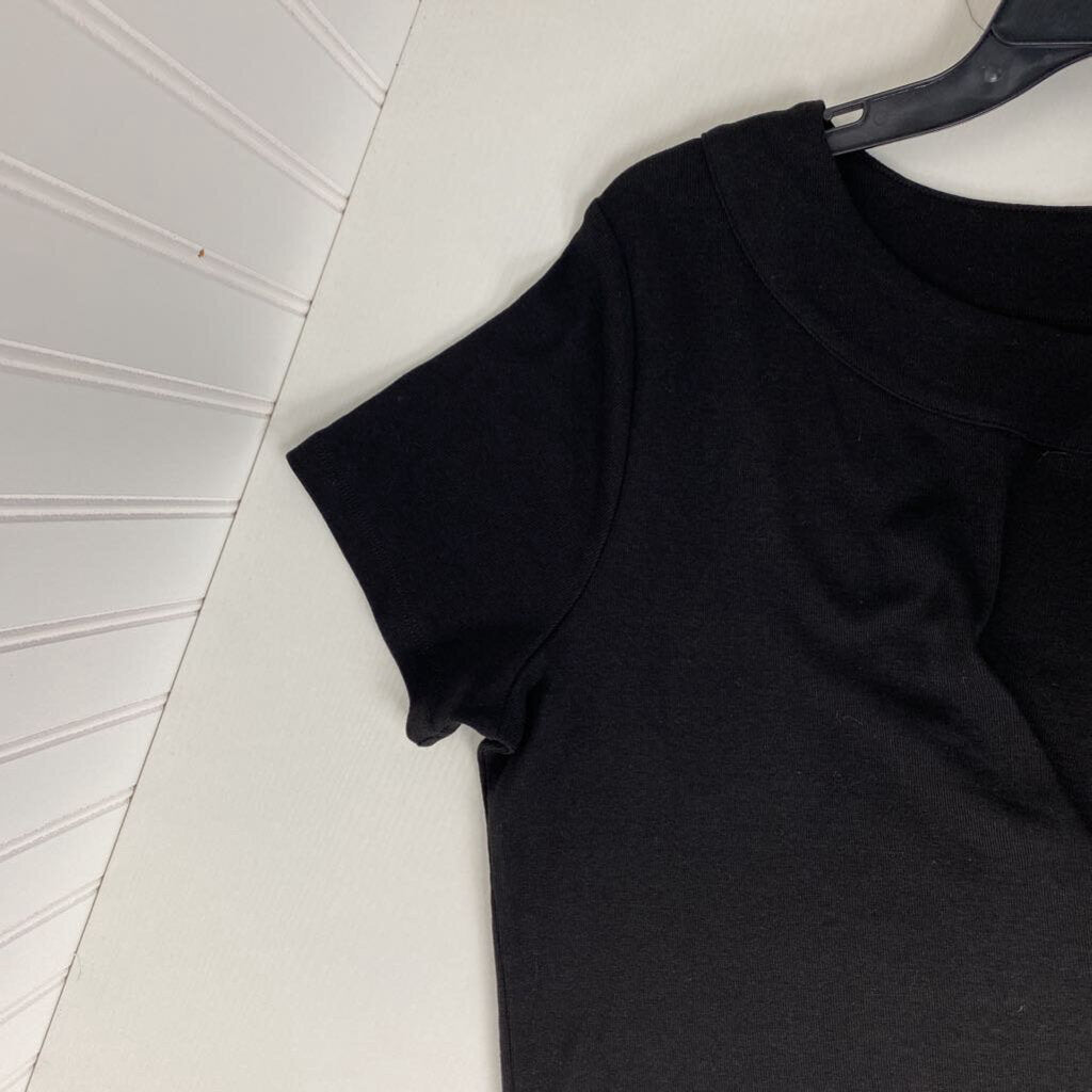 SHORT SLEEVE KNIT TOP