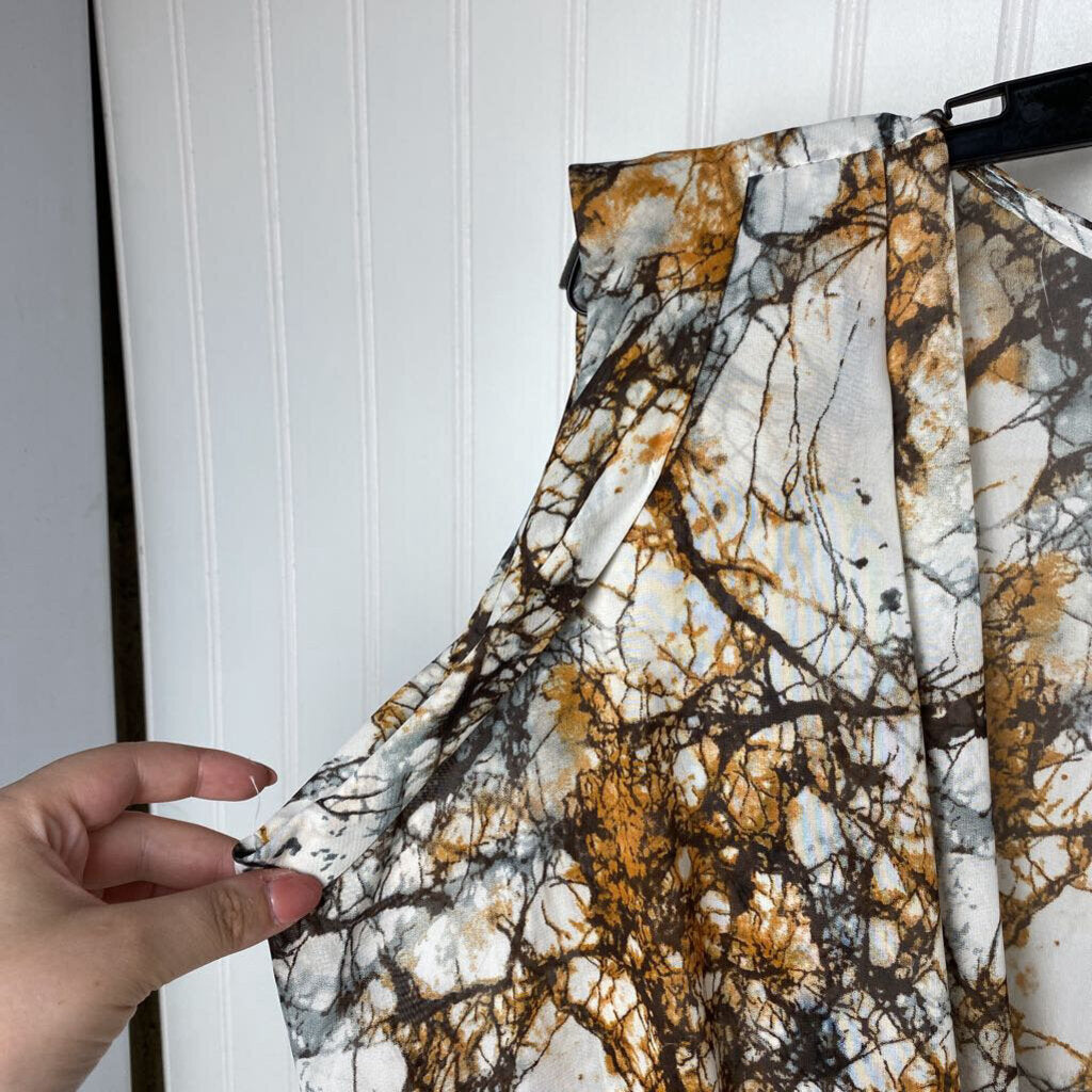 V NECK SHEER SLEEVELESS BLOUSE