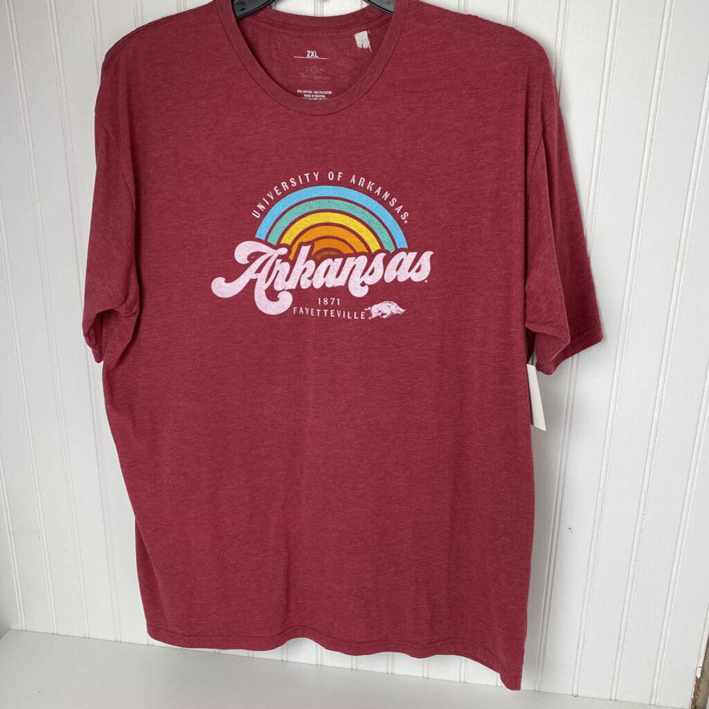 GRAPHIC TEE