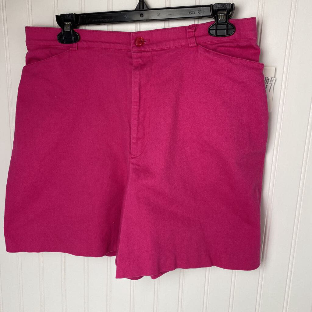 CASUAL SHORTS