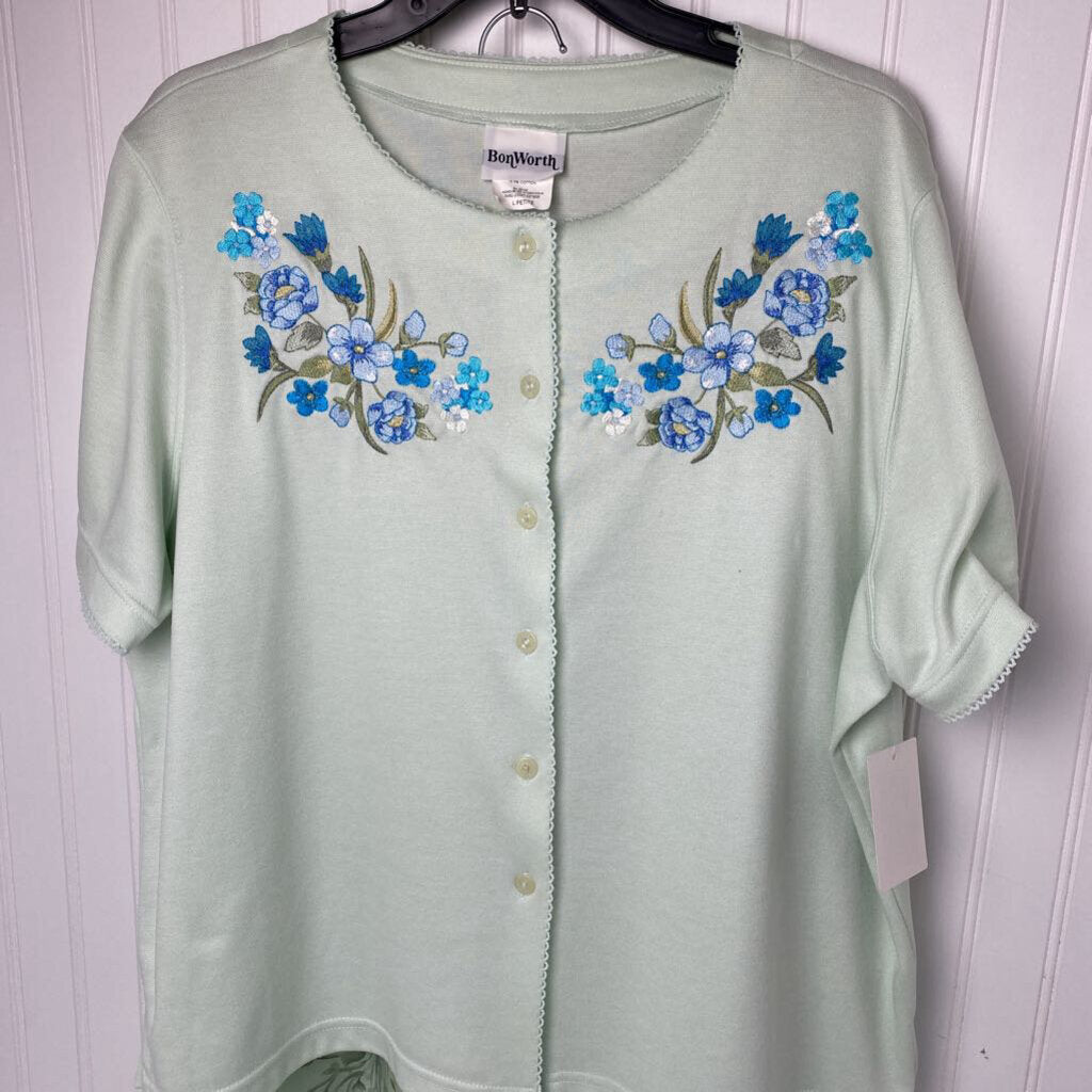 BASIC TOP AND FLOWER SKIRT