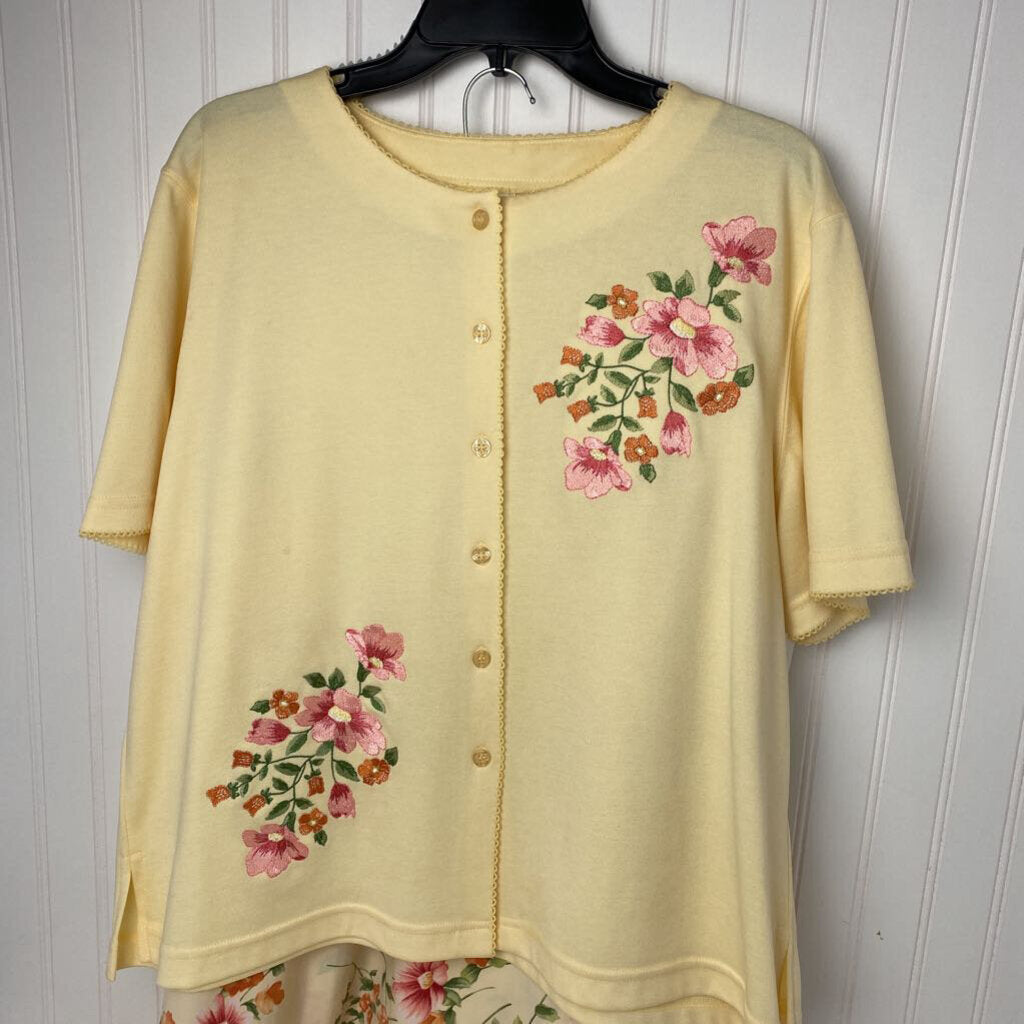 YELLOW SET SKIRT AND SHIRT