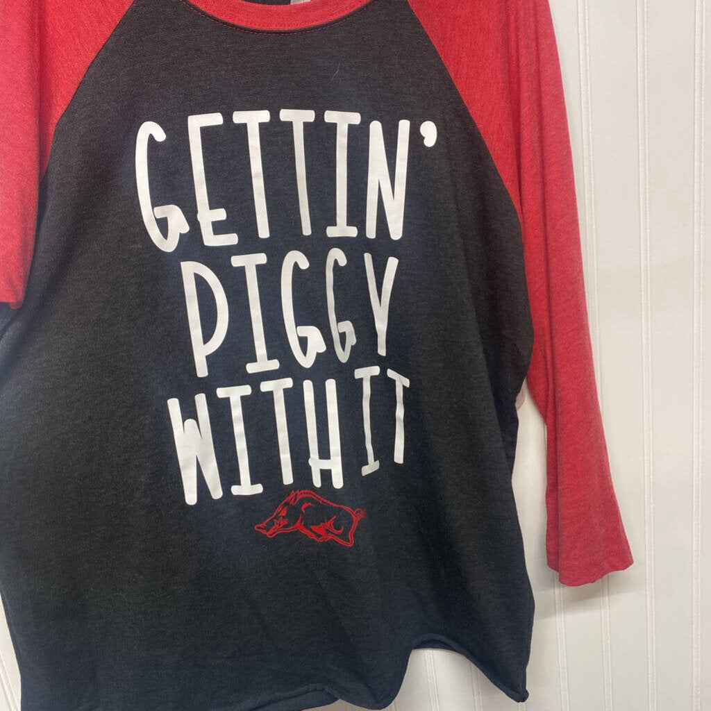 GRAPHIC T