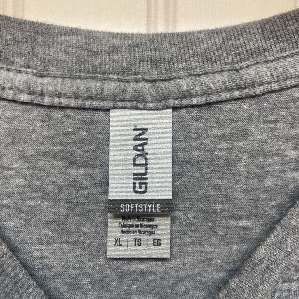 GRAPHIC T