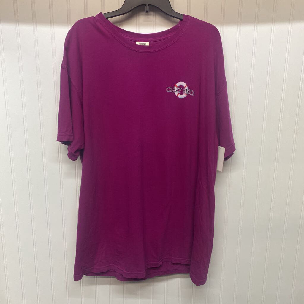 GRAPHIC T