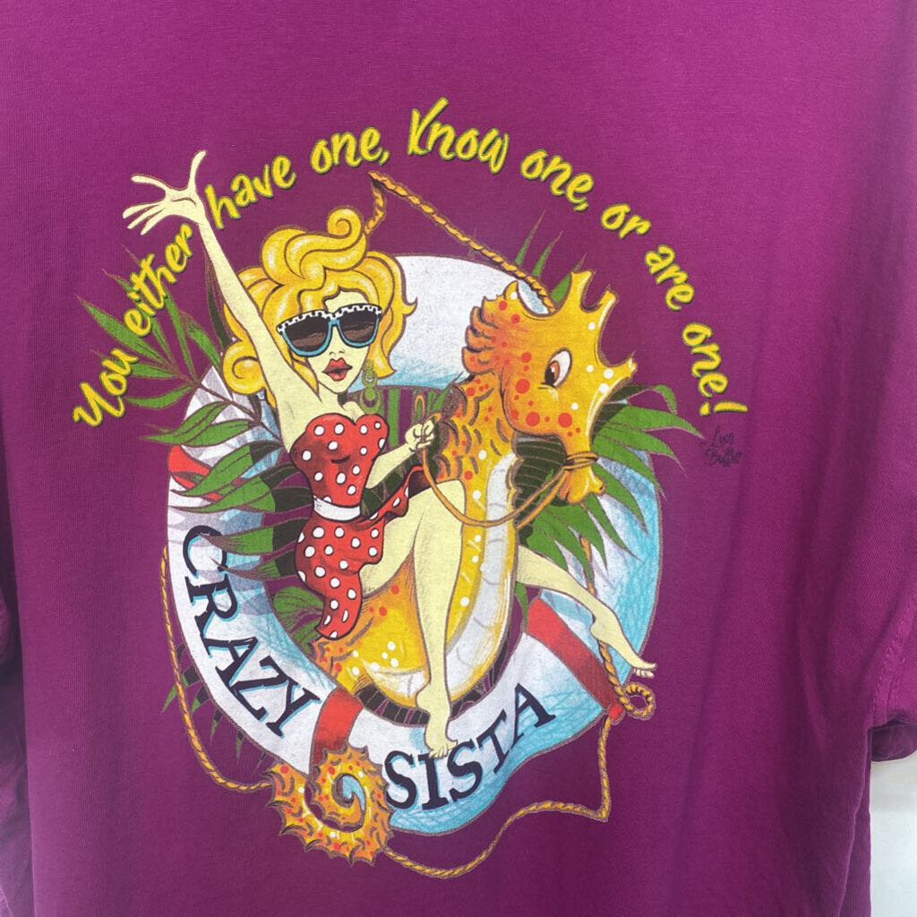 GRAPHIC T