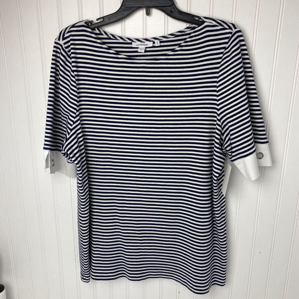SHORT SLEEVED SHIRT