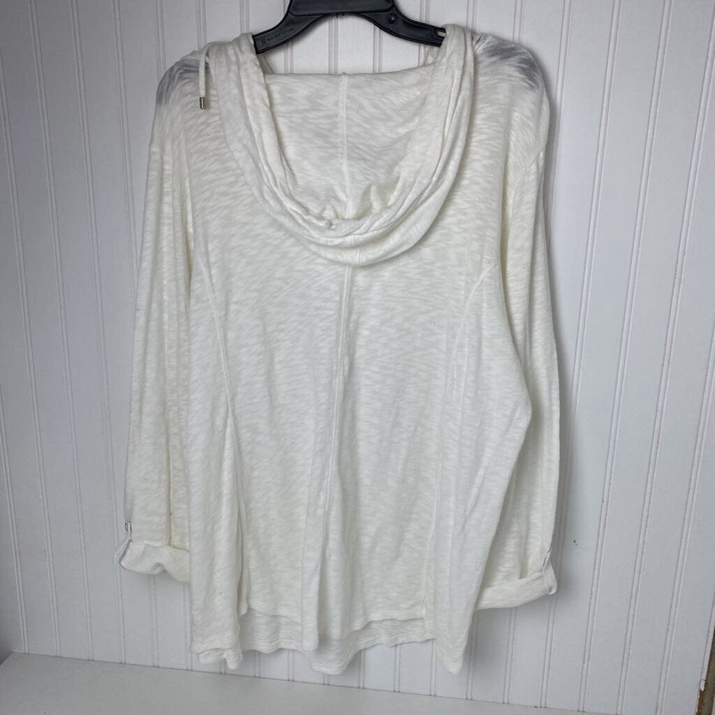 LONG SLEEVE HOODED TOP
