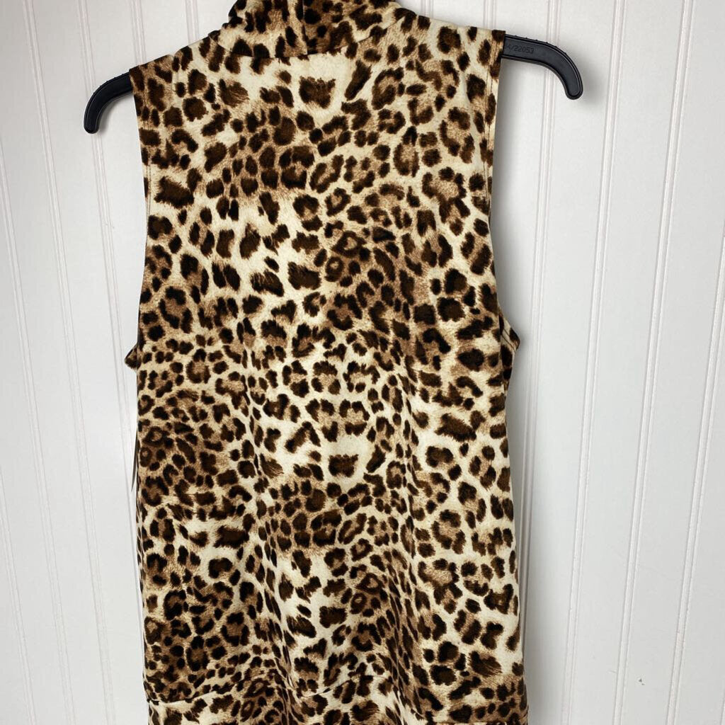 SLEEVELESS TOP