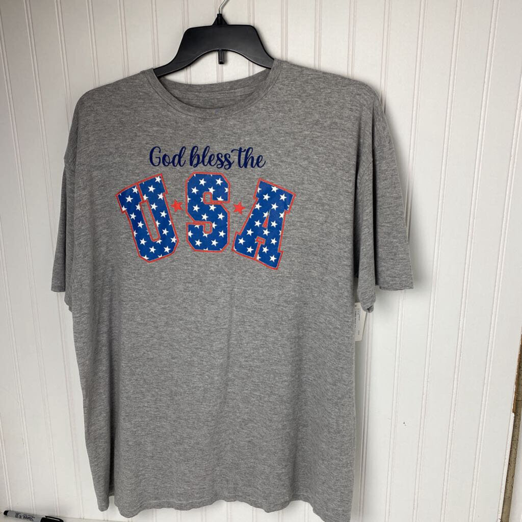 WOMENS PLUS GRAPHIC TEE