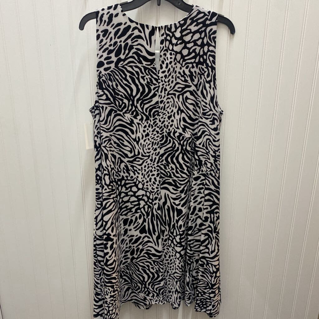 SLEEVELESS SHORT DRESS