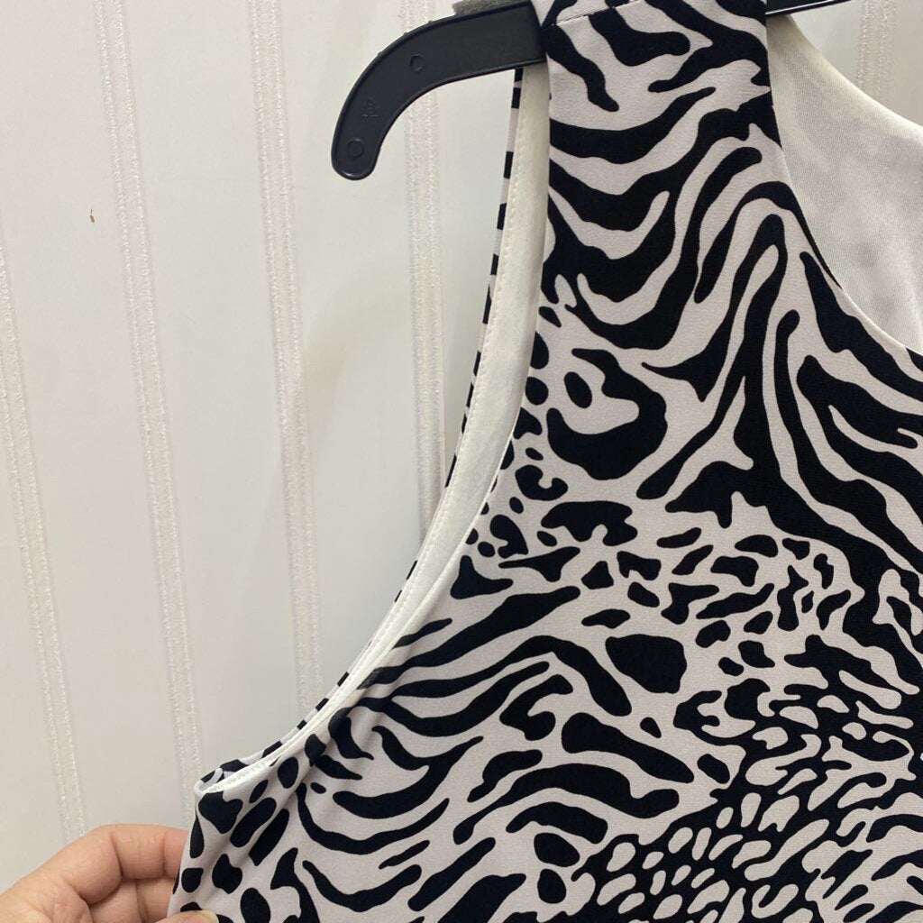 SLEEVELESS SHORT DRESS
