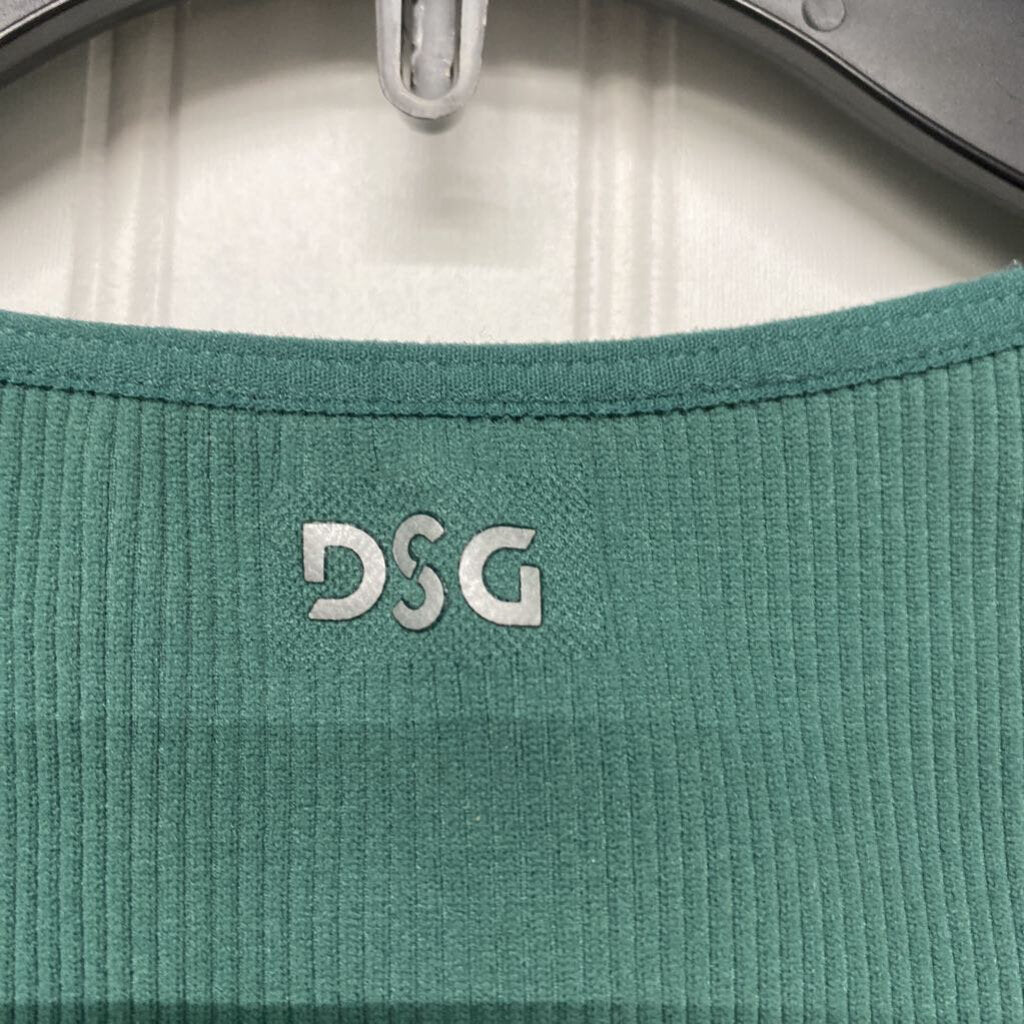 CROPPED TANK TOP