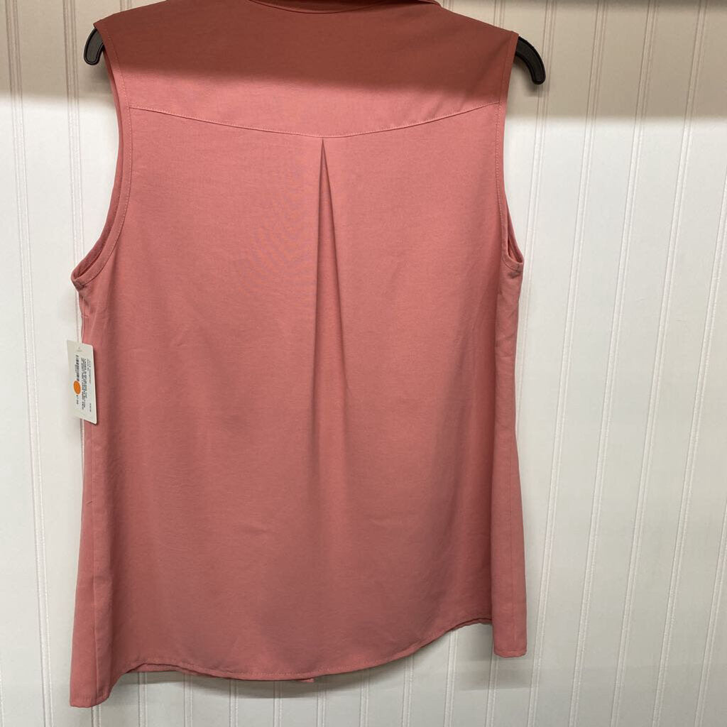 SLEEVELESS BUTTON UP SHIRT