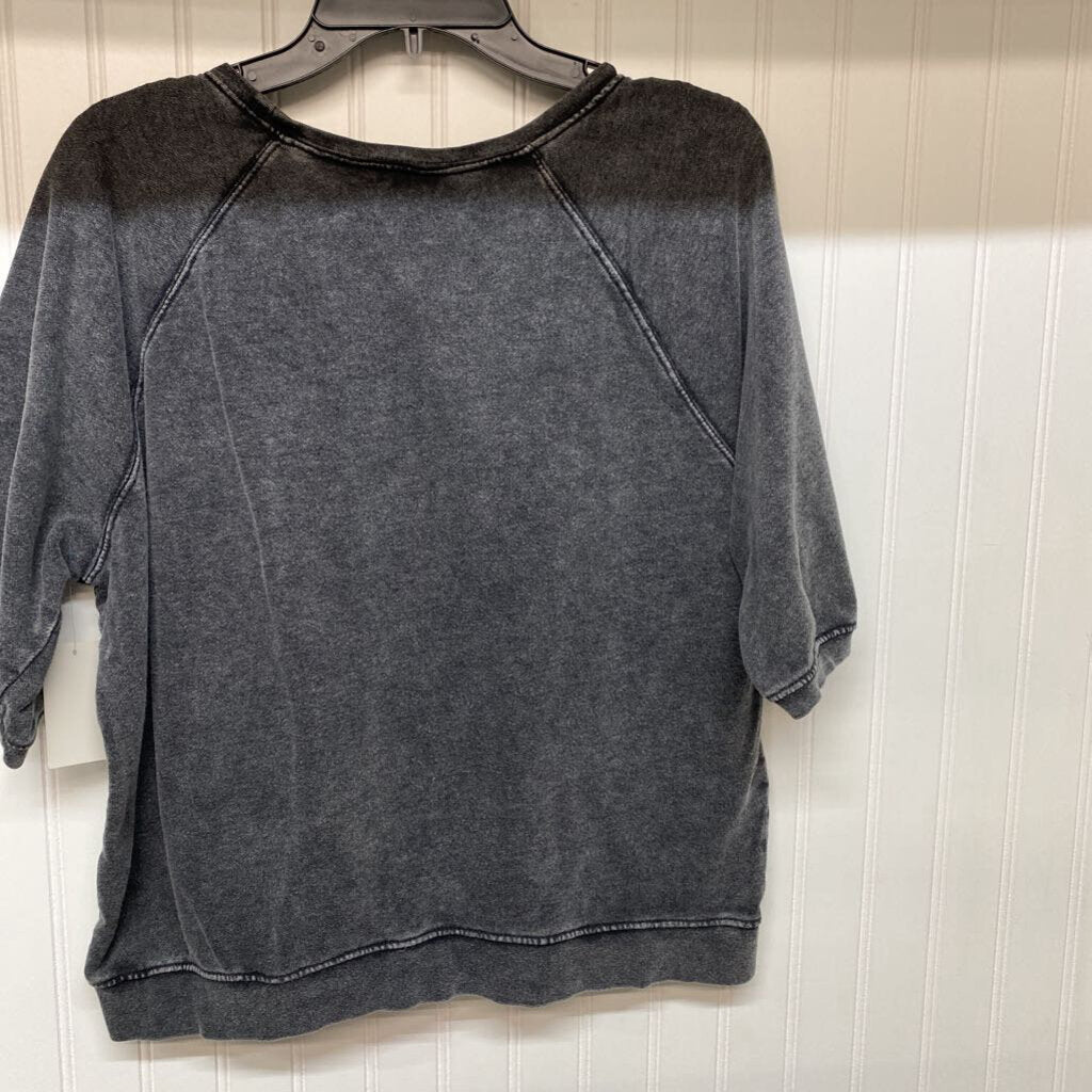 SHORT SLEEVE TOP