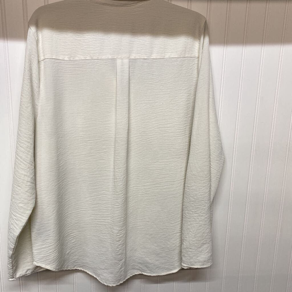 LONG SLEEVE BUTTON UP