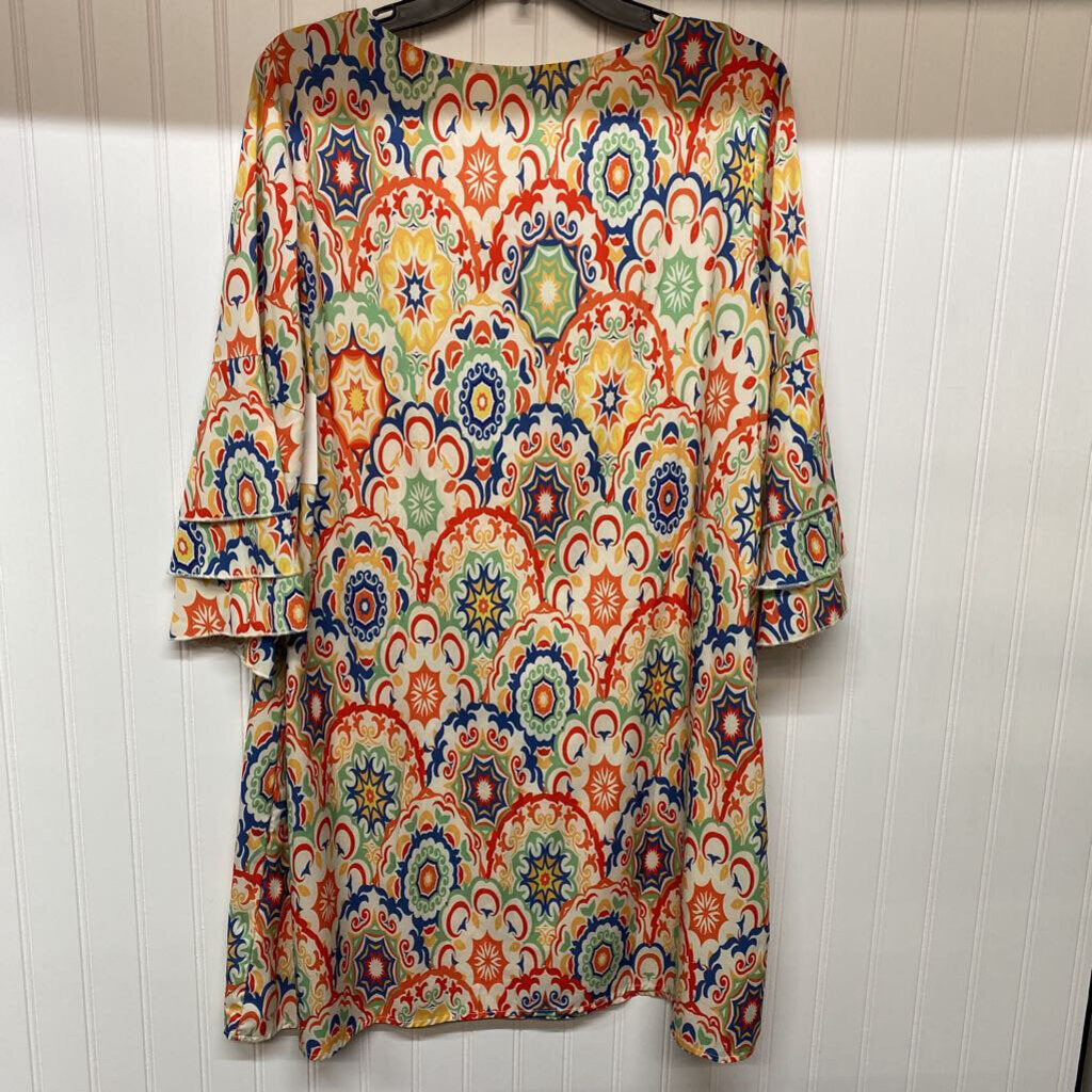 *LONG SLEEVE SHORT DRESS