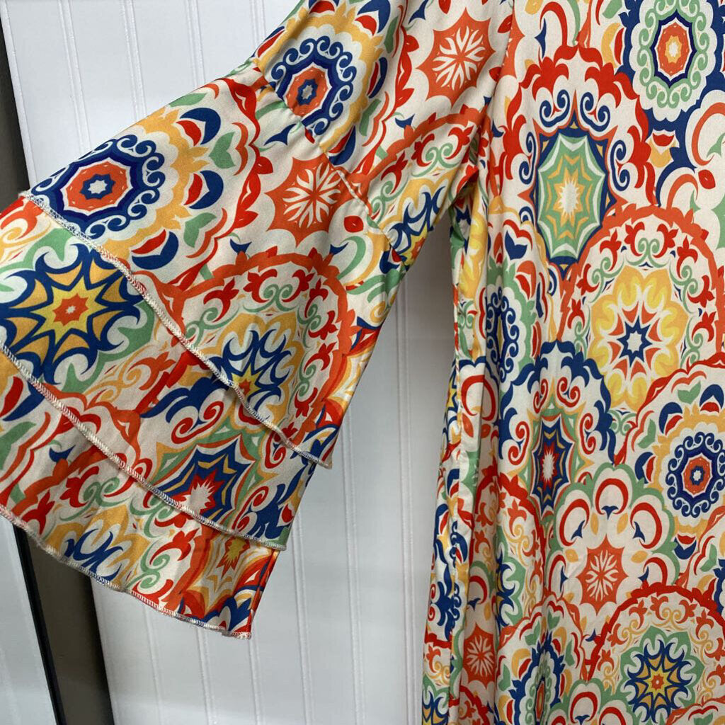 *LONG SLEEVE SHORT DRESS