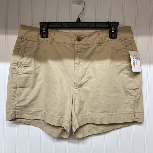 KHAKI SHORTS