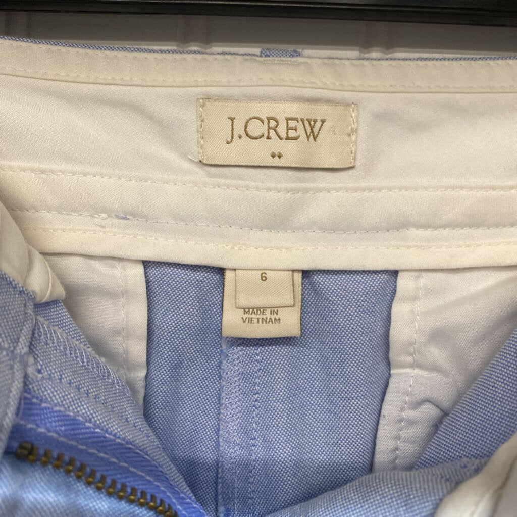 CHAMBRAY CASUAL SHORTS