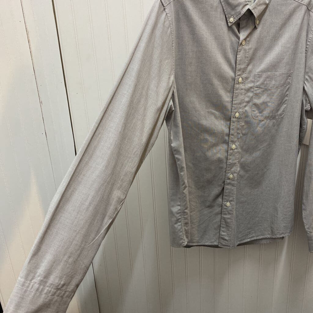 LONG SLEEVED BUTTON DOWN
