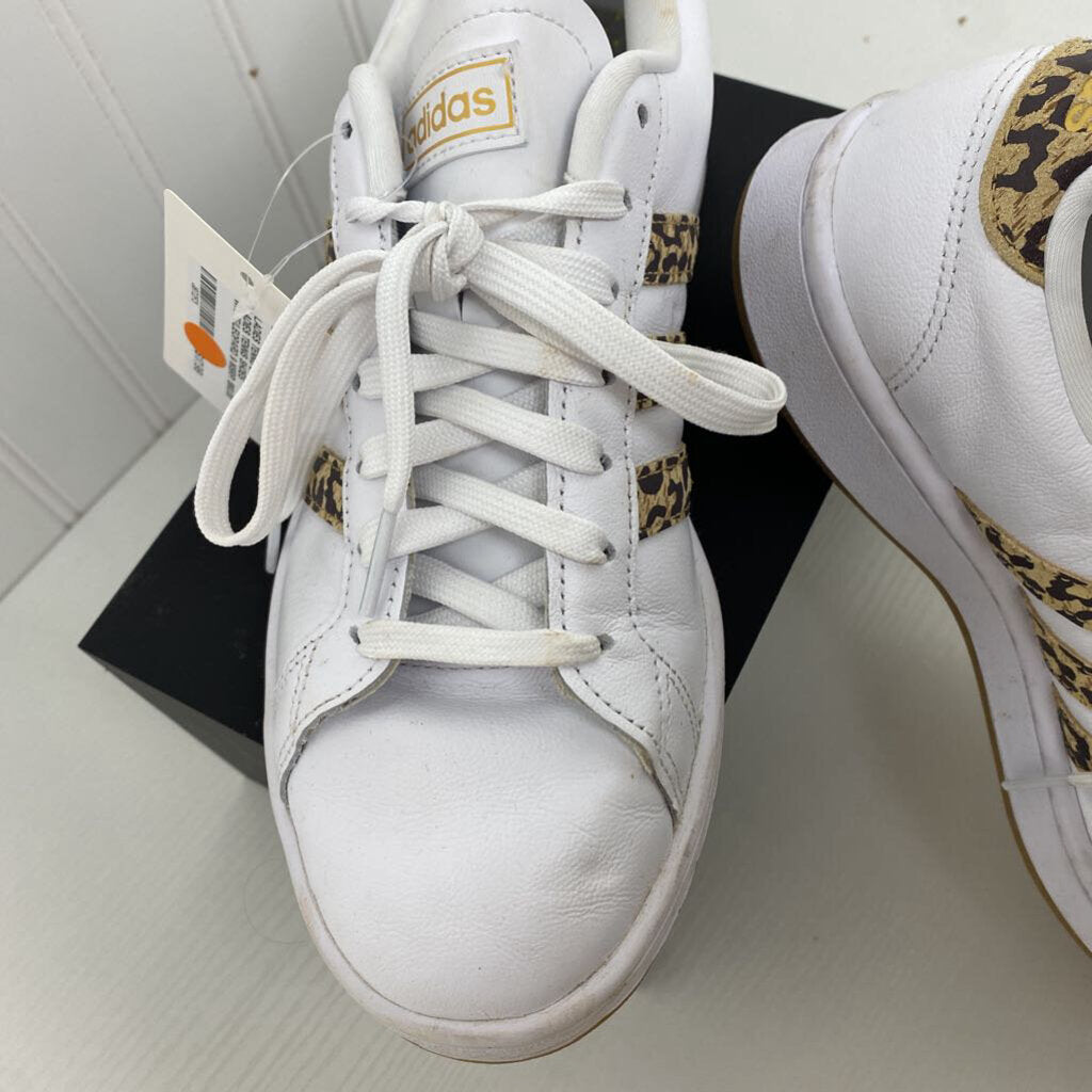 LADIES TENNIS SHOES