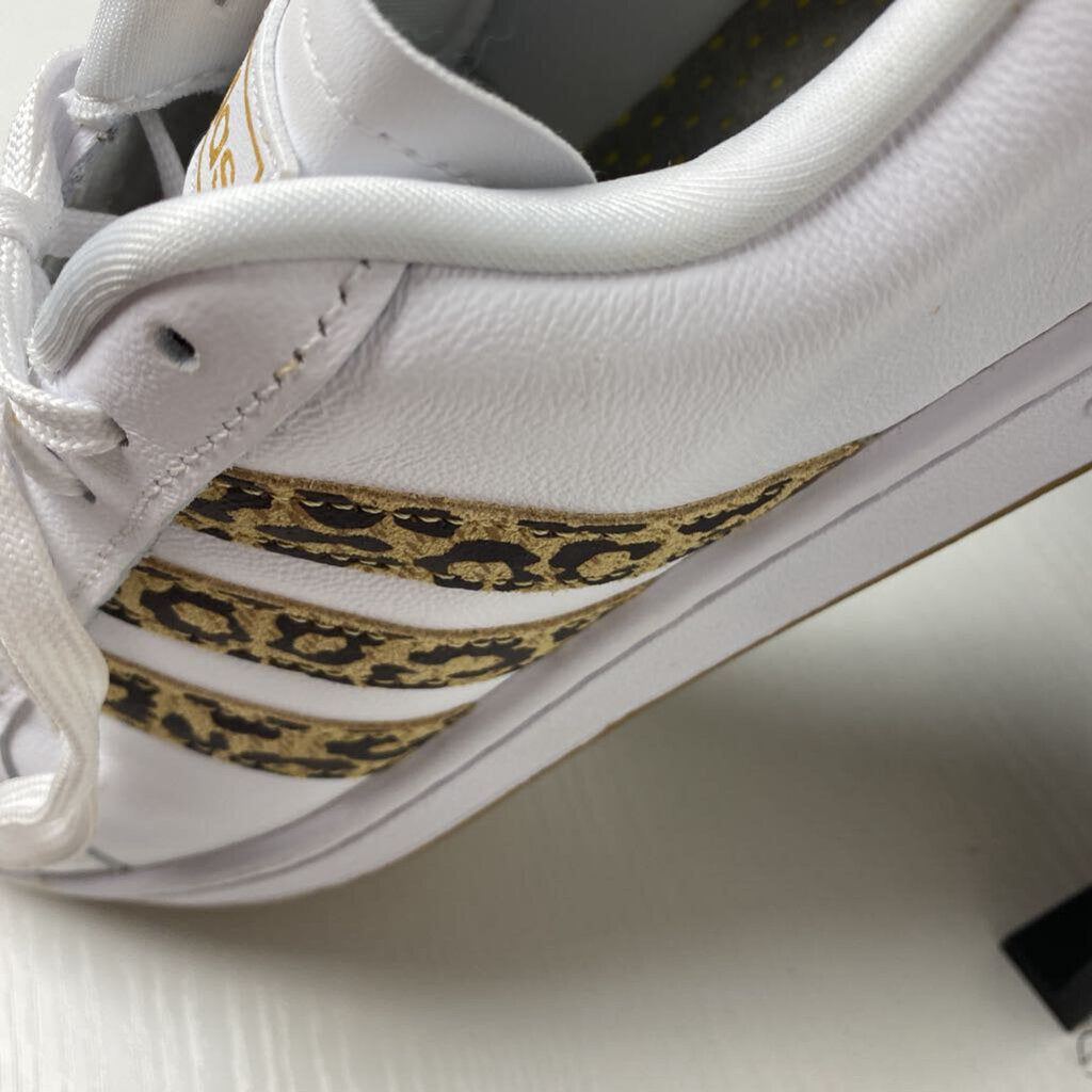 LADIES TENNIS SHOES