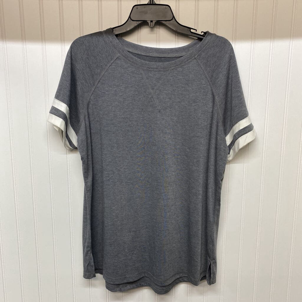 SHORT SLEEVE TOP