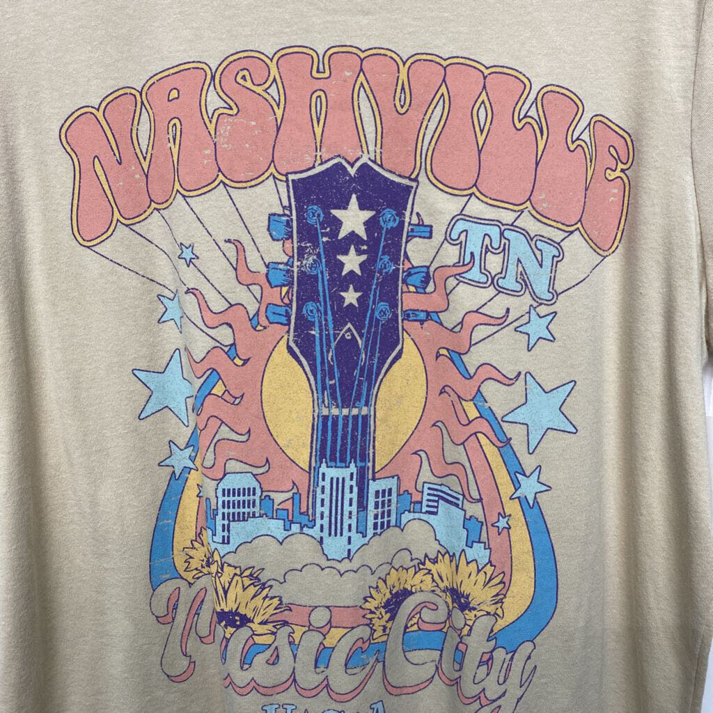 LADIES GRAPHIC TEE