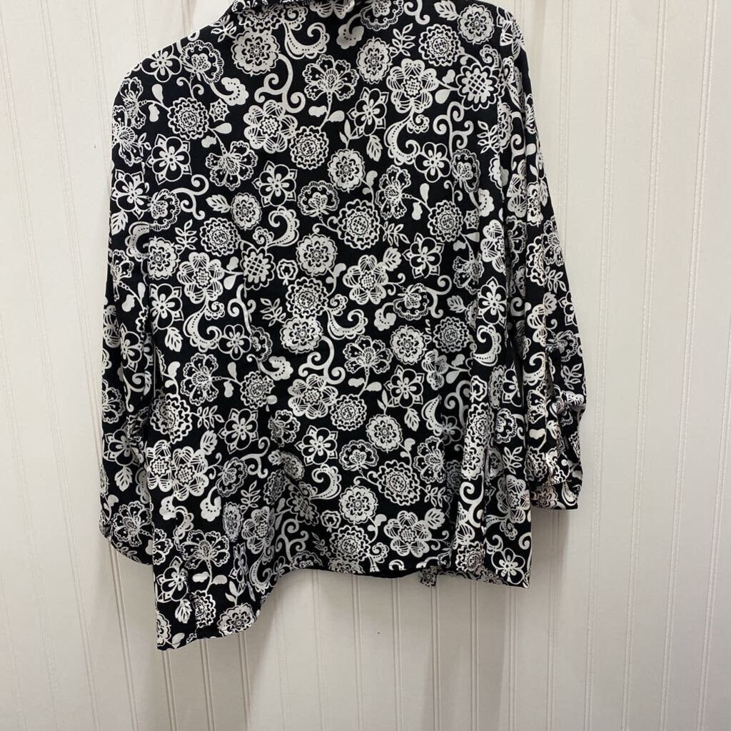 LAYERED 3/4 SLEEVED