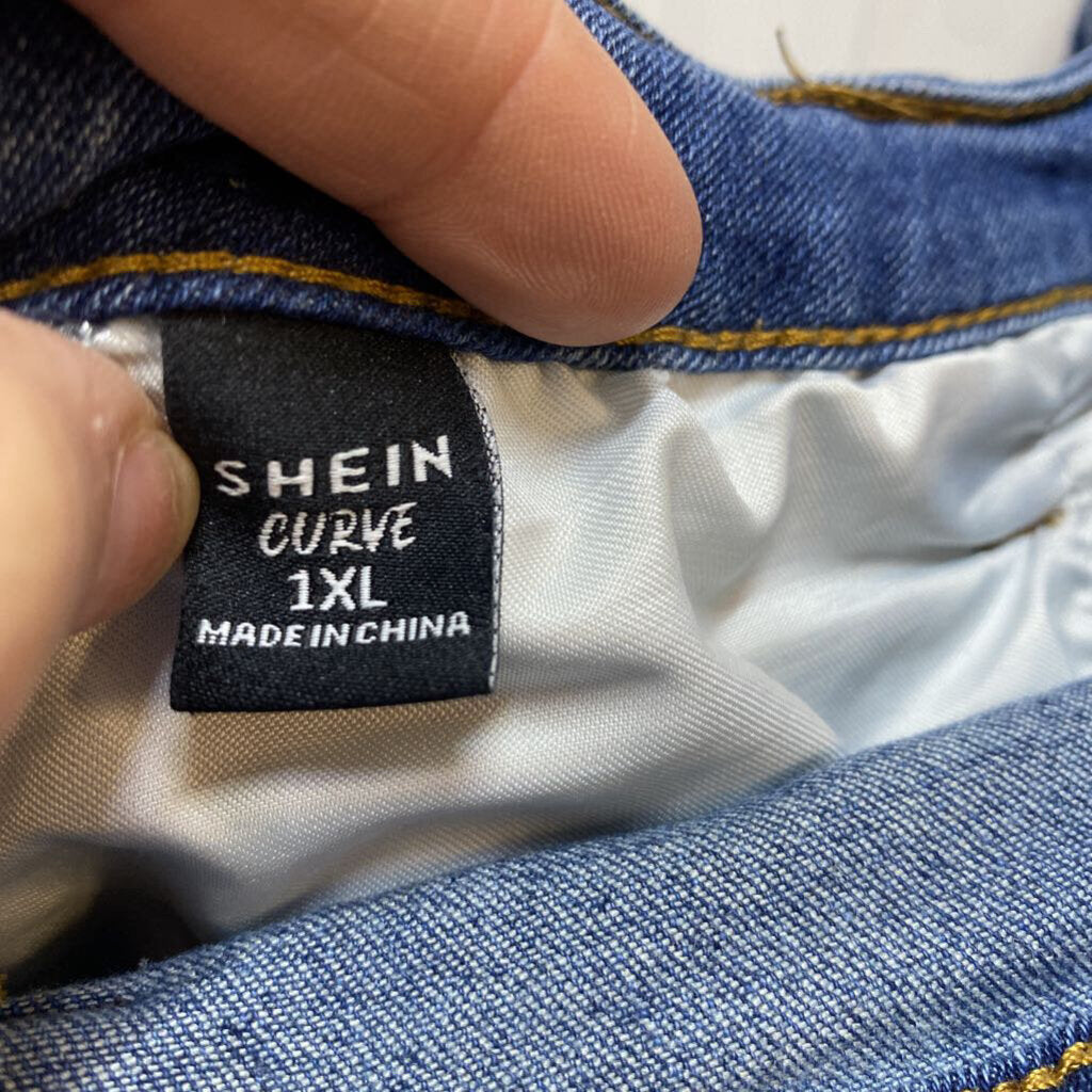 FRAYED HEM JEANS