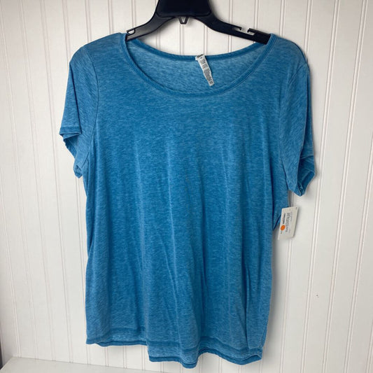 SHORT SLEEVE TOP