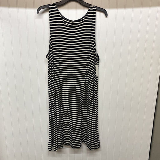 LONG SLEEVLESS DRESS
