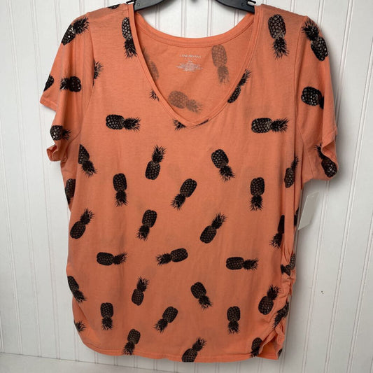GRAPHIC TEE