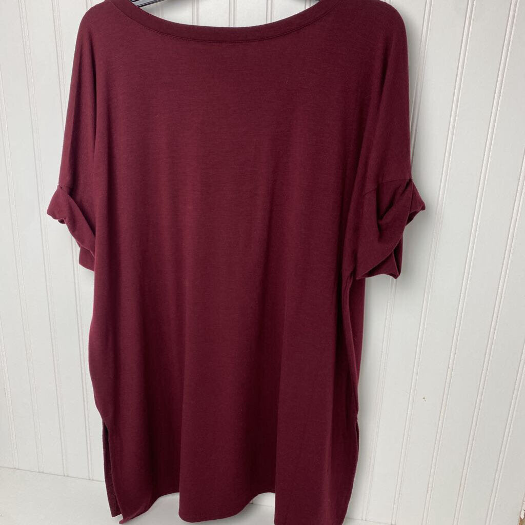 SHORT SLEEVE TOP