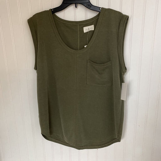 SLEEVLESS TOP