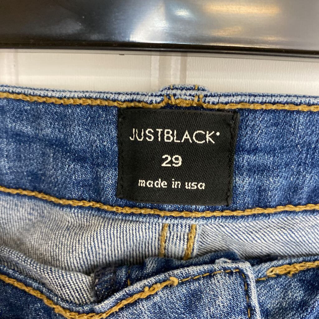 CUFFED JEAN SHORTS