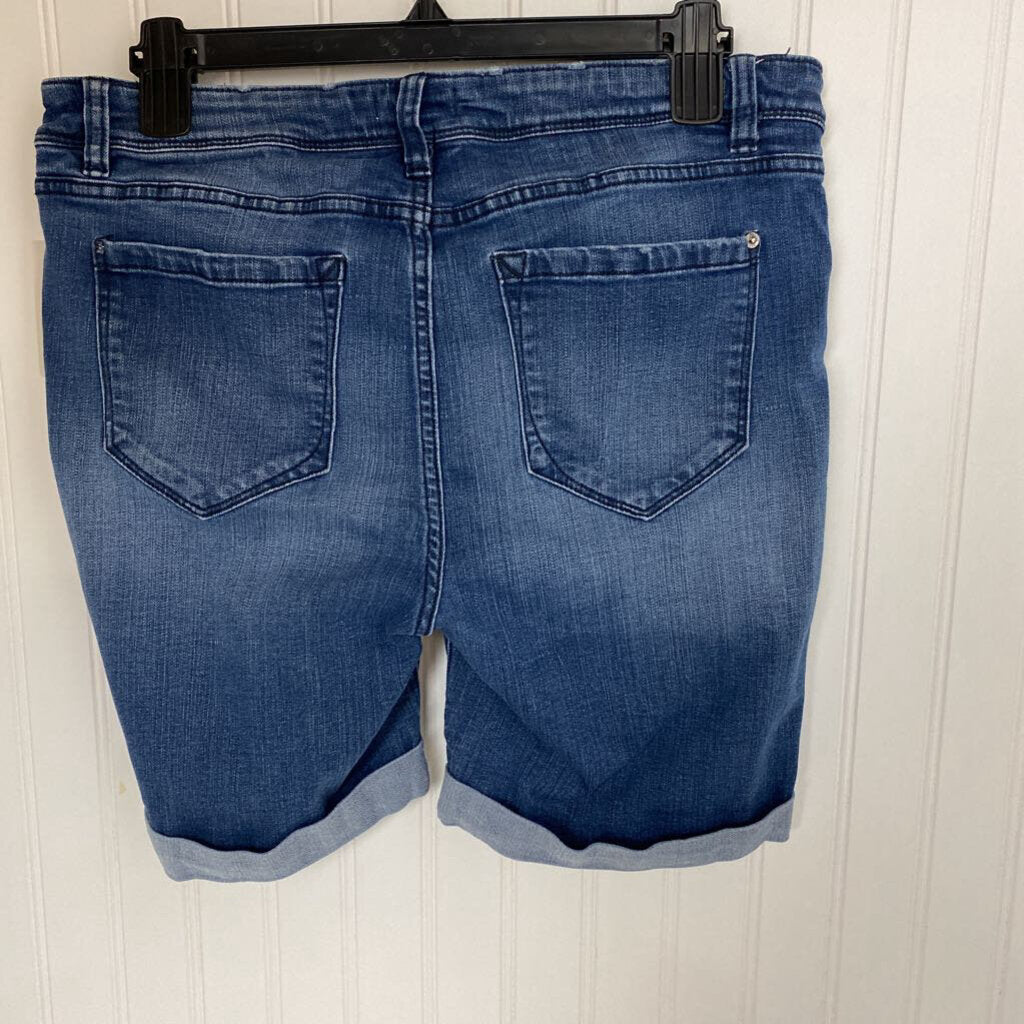 CUFFED BERMUDA SHORTS