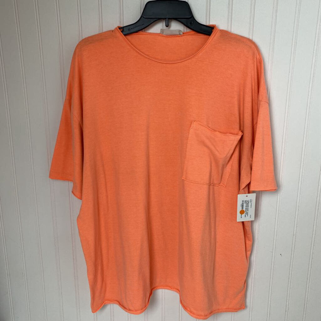 BASIC SHORT SLEEVE TOP