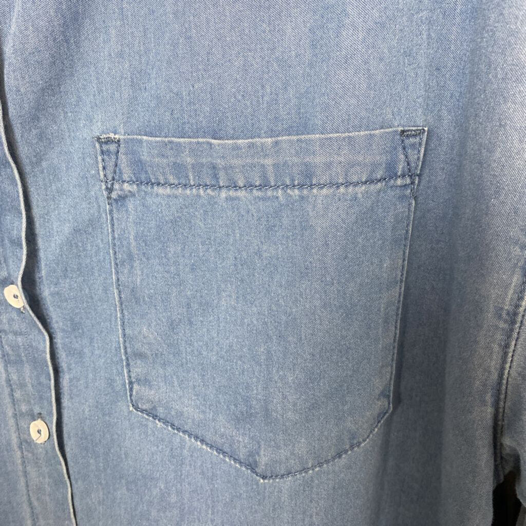 BUTTON UP