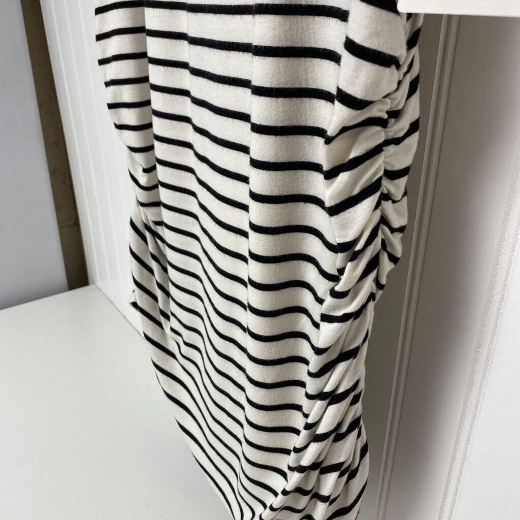 BASIC SHORT SLEEVE TOP
