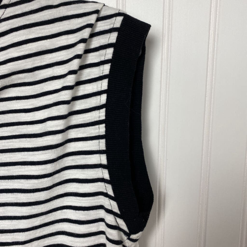 BASIC SHORT SLEEVE TOP