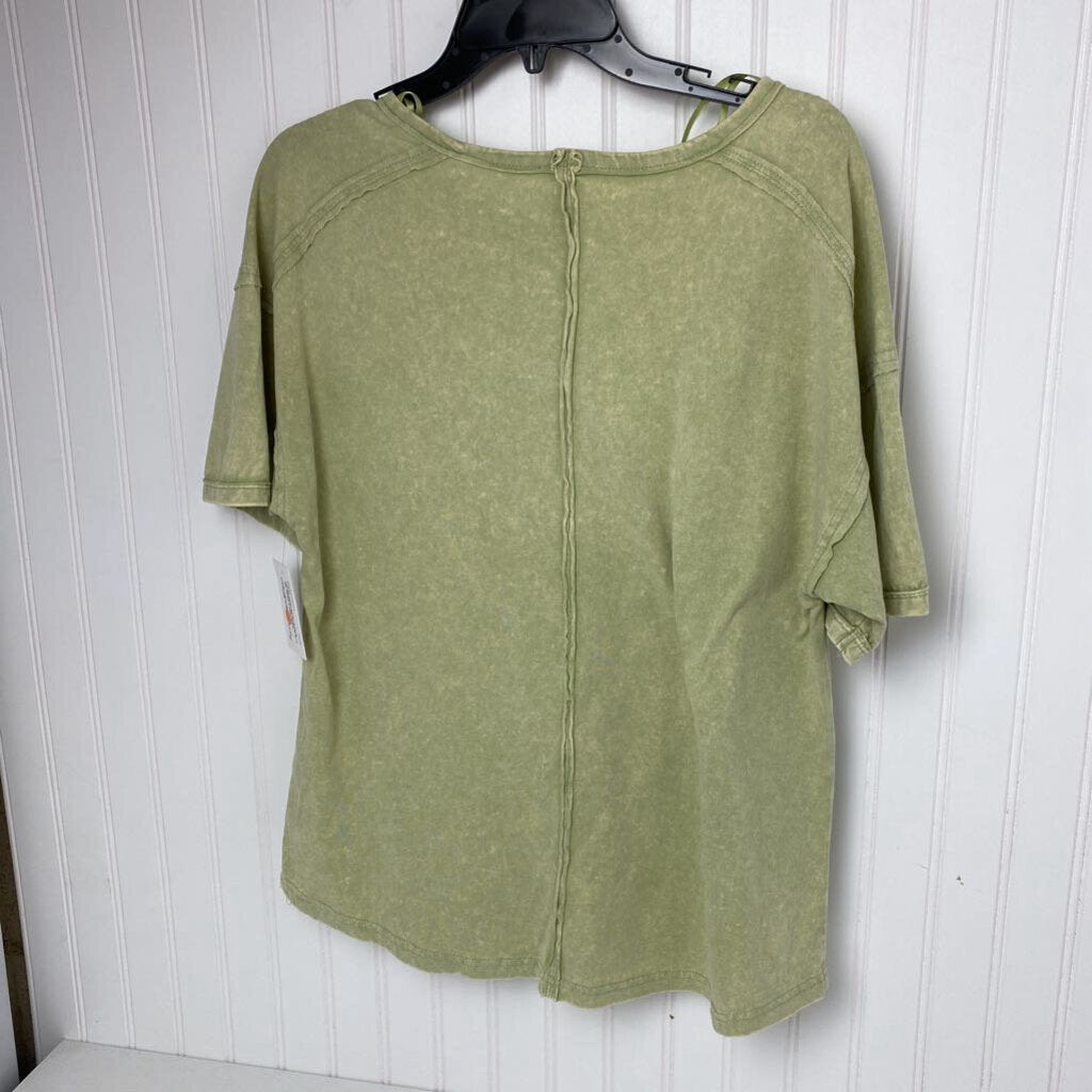 BASIC SHORT SLEEVE TOP