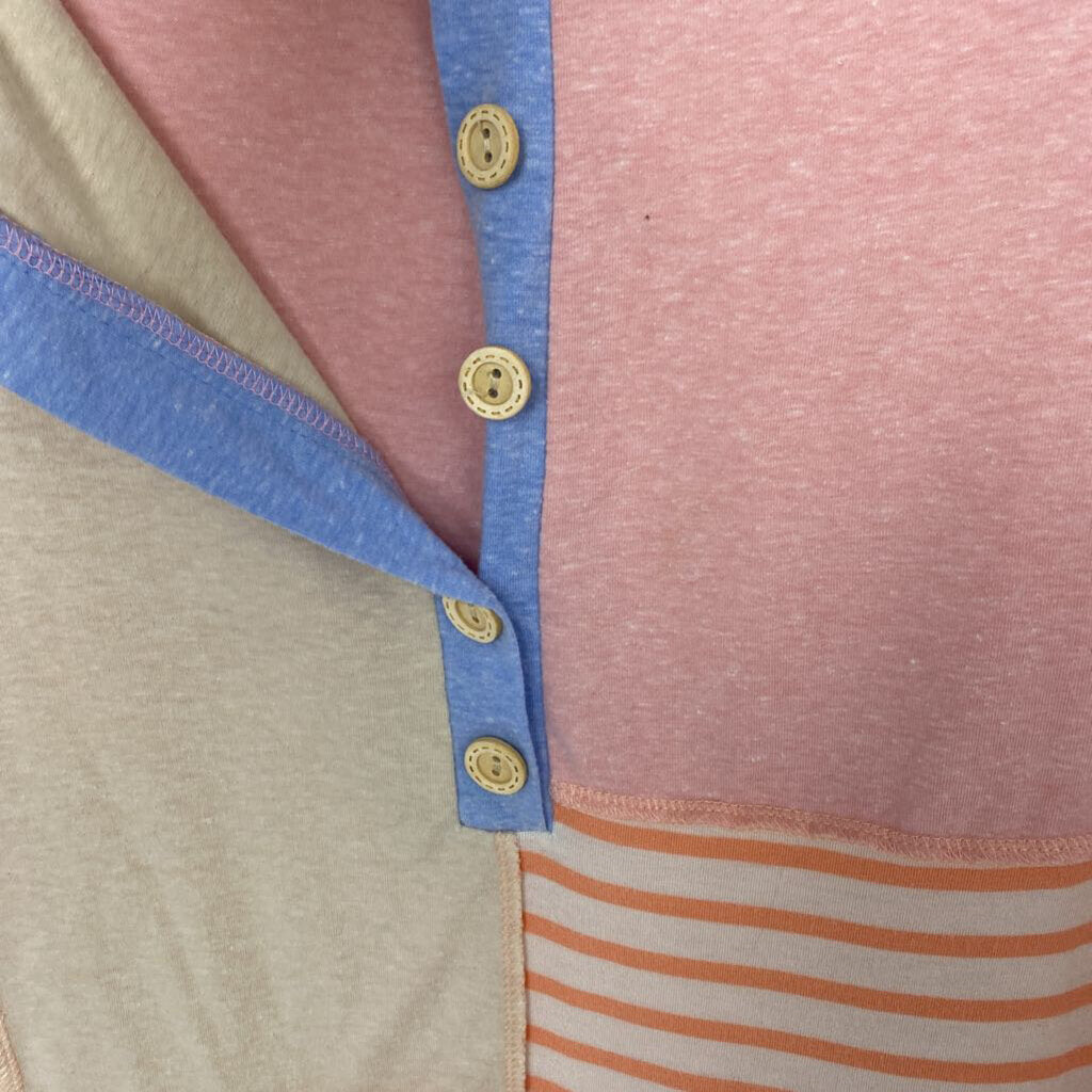 MULTI PATTERNED SHORT SLEEVED