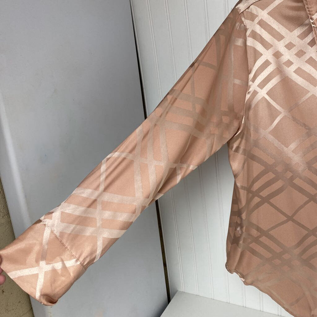 MULTI PATTERNED SHORT SLEEVED
