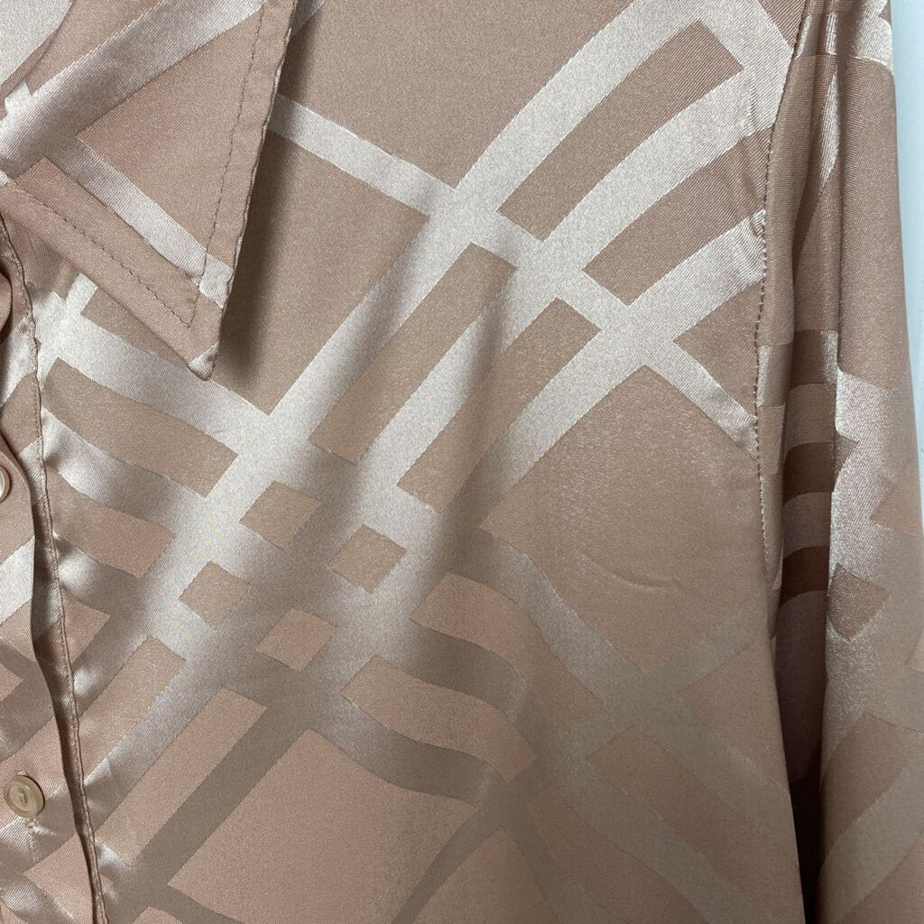 MULTI PATTERNED SHORT SLEEVED