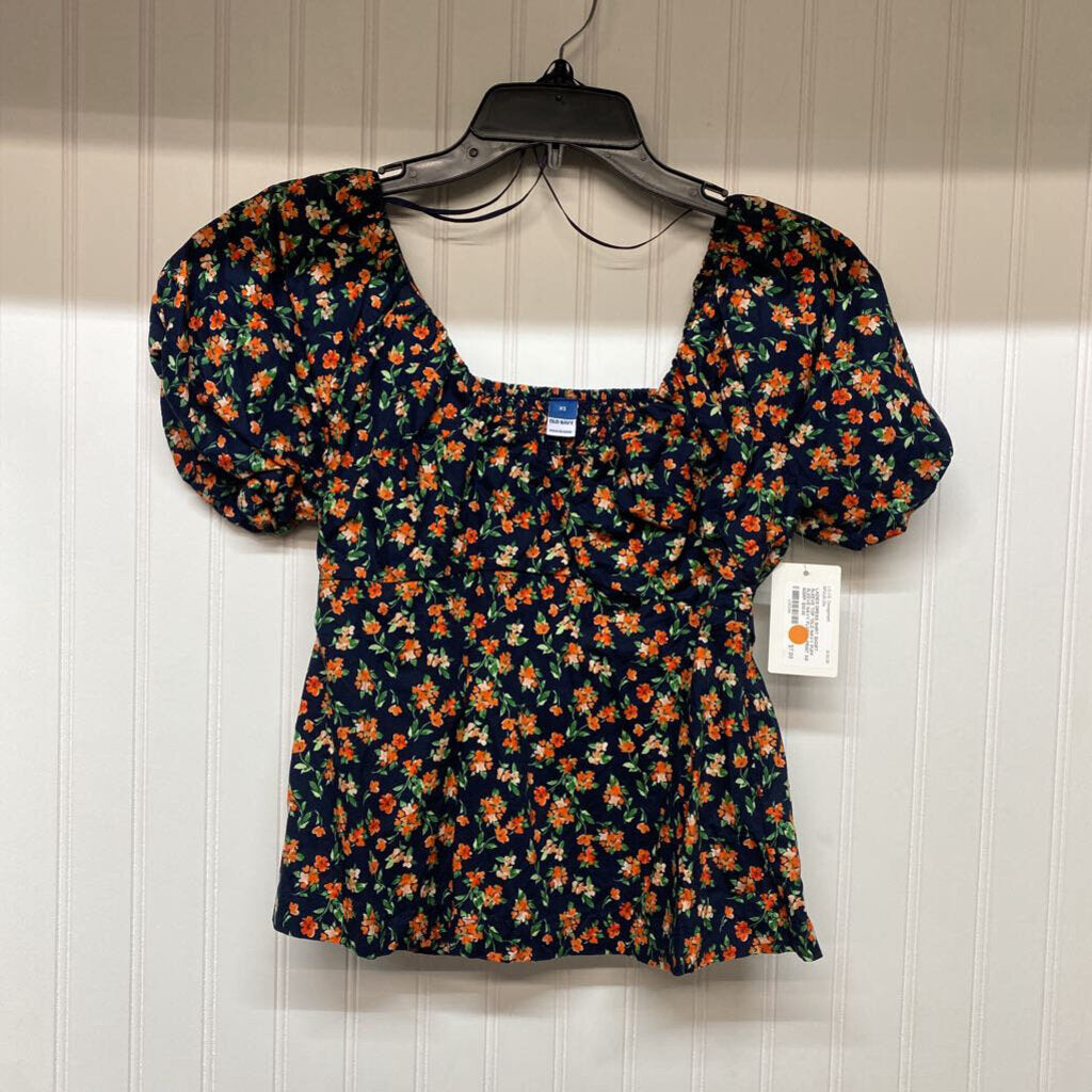 *OLD NAVY PUFF SLEEVE